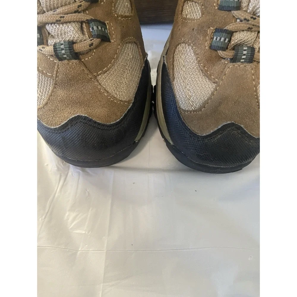 Men's Merrell Moab Outland‎ Brown Hiking/ Camping Mid Boots -Size 4-Waterproof